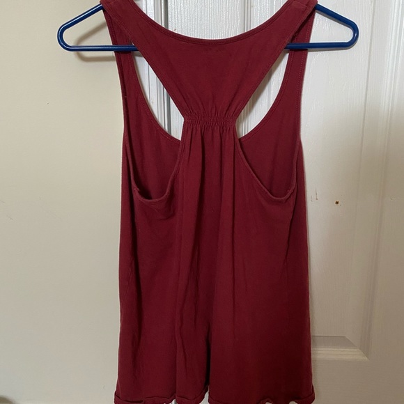 Red Boxercraft tank - Picture 2 of 3